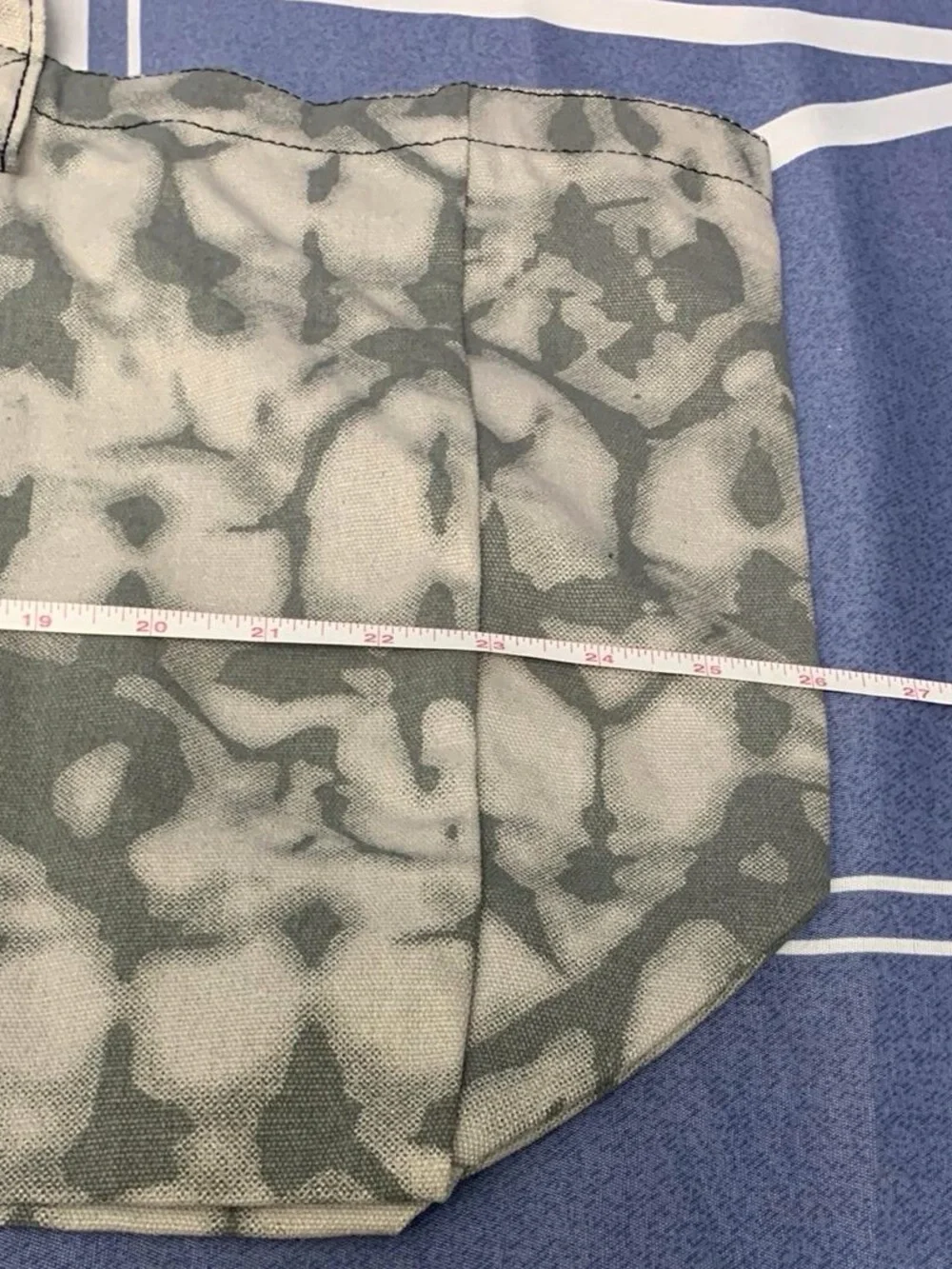 🍬ALO Yoga Tie-Dye Gray & White Canvas Tote